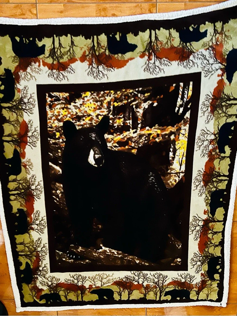 Rustic Black Bear Wall Tapestry - Black and Green